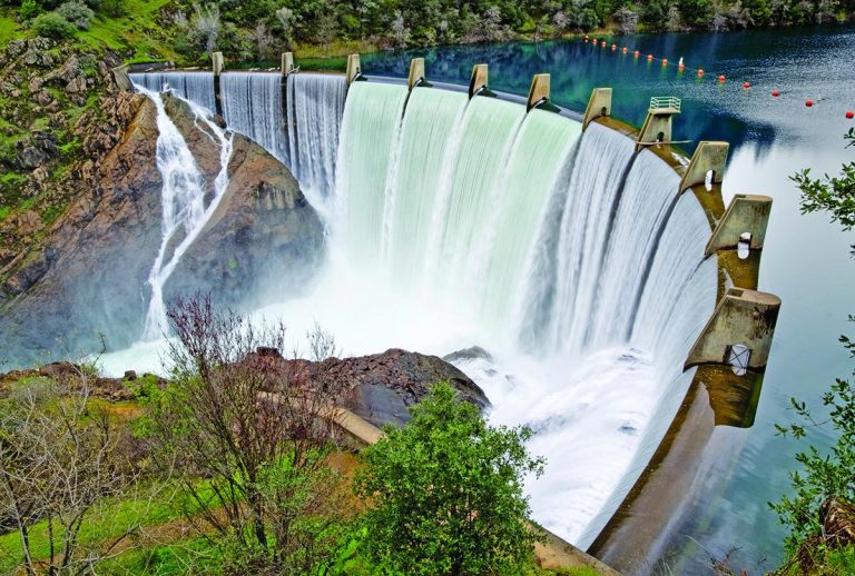 Solusi Pemantauan Bendungan Dengan Water Level Station
